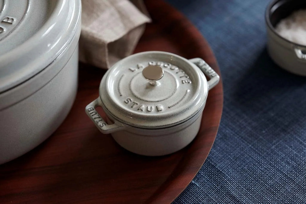 Cast Iron .25-Qt Mini Round Cocotte L986