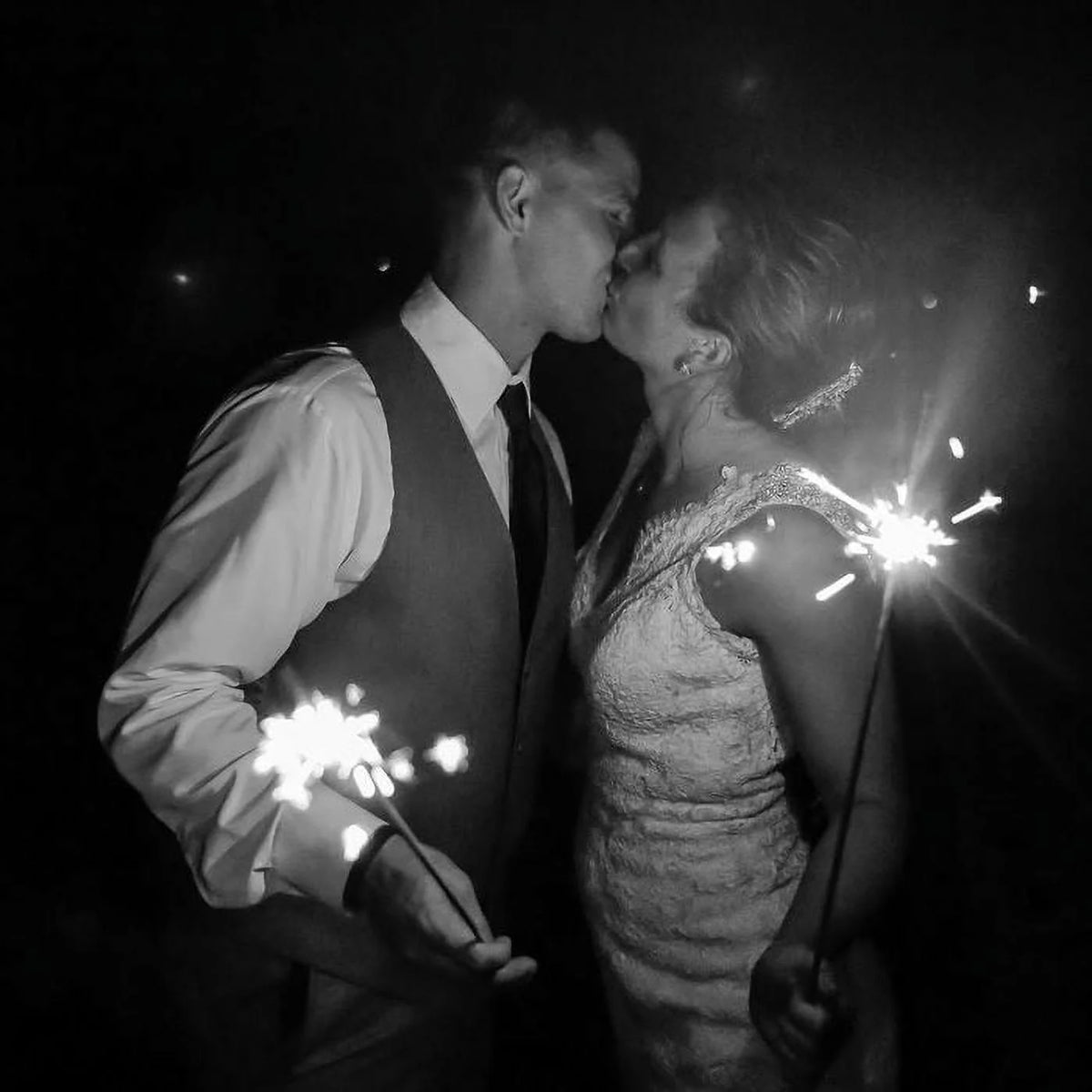 20-inch Wedding Sparklers (Pack of 16) Z130