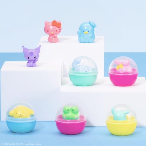 Hello Kitty and Friends 12” Claw Machine with 8 Collectible Mini Figures D125568