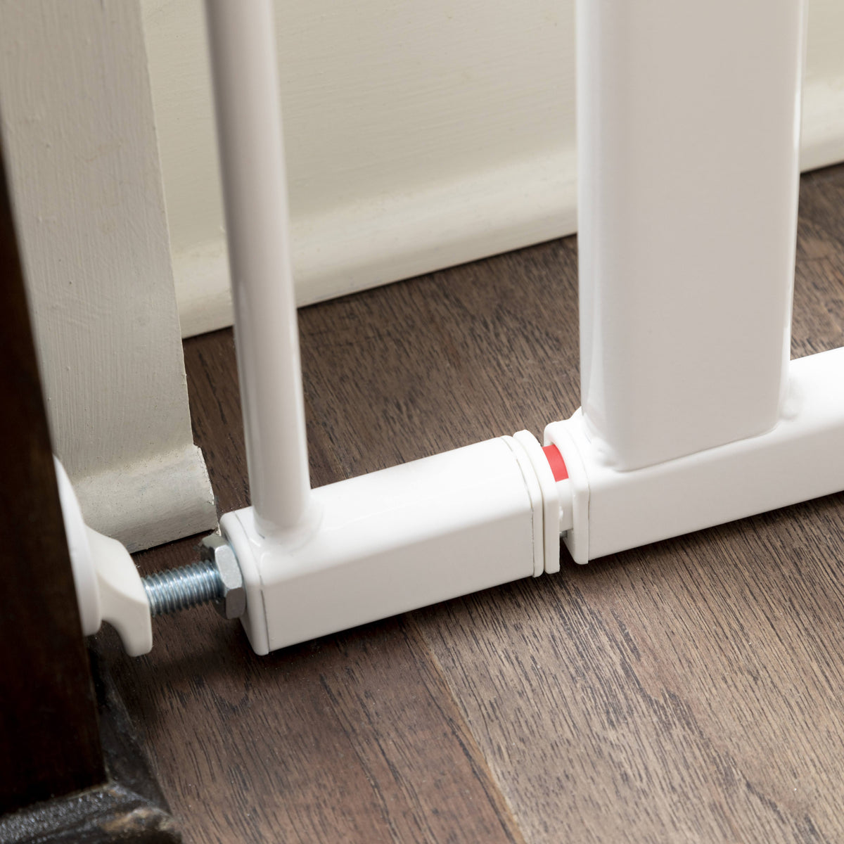 White Pressure Mounted Gate W35035