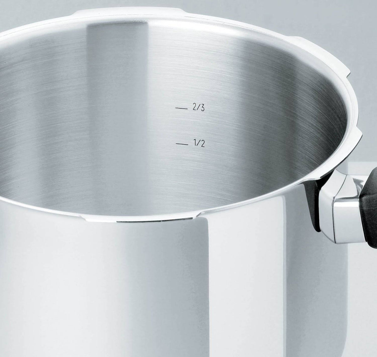 12-Quart Duromatic Stockpot Pressure Cooker T1677